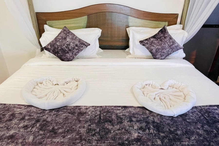 Sea facing hotels in goa