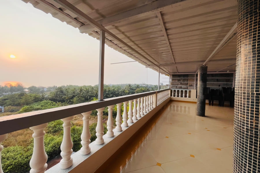 Sea facing hotels in goa